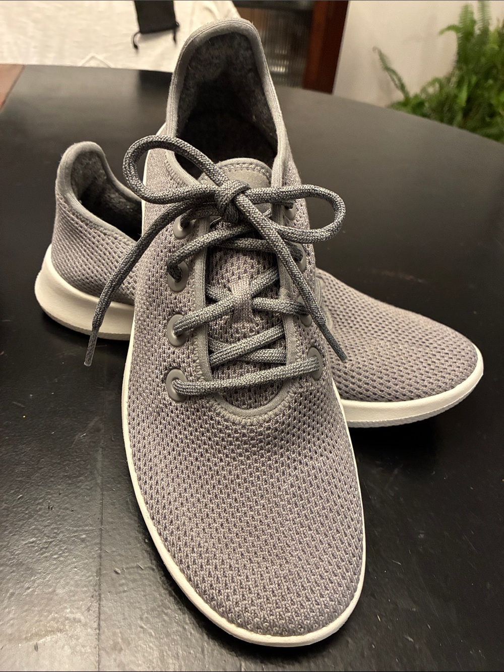 Allbirds Grey Knit Lace-Up TREE Runner Athletic Shoes, Excellent Condition, 9